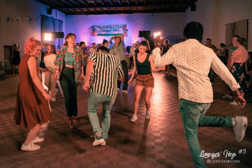 Limoges'Hop #5 - soirée d'ouverture du vendredi

Partage libre à des fins non promotionnelles ou commerciales, en créditant l'auteur (@lightexmachina).

© Alexandre - LIGHT EX MACHINA 2023, tous droits réservés.